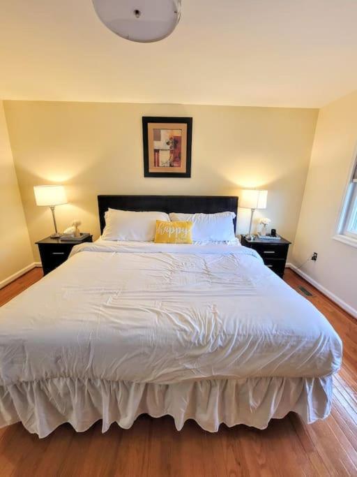 Nice 2 Bdr 2 Bath Near Airport With Fast Wifi And Parking Herndon Exterior photo